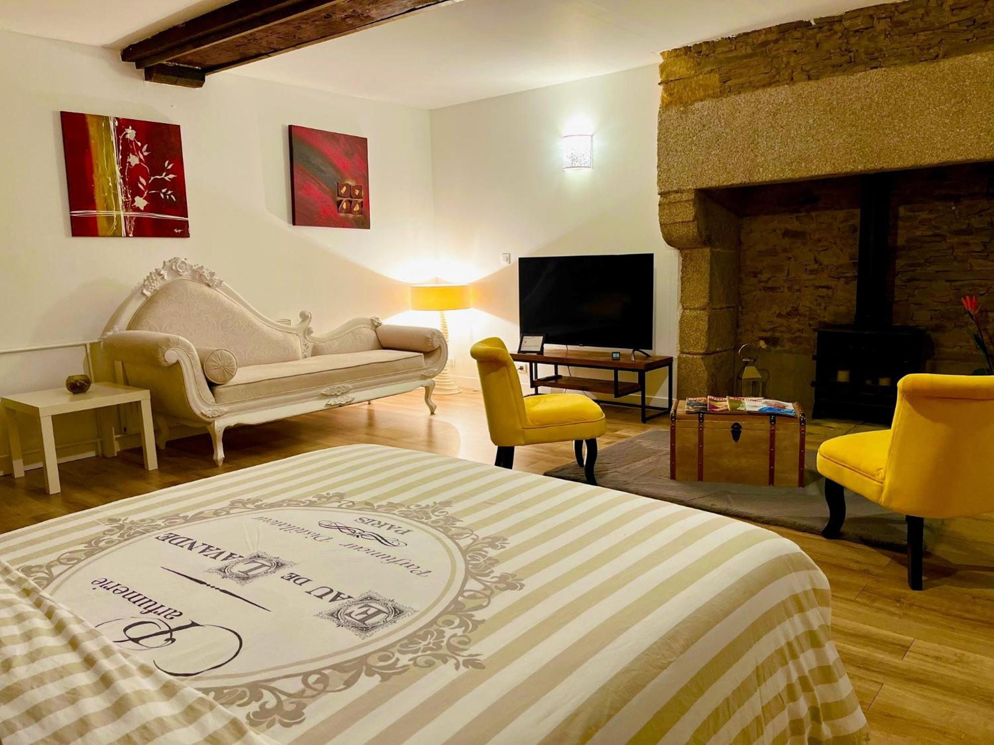 Le Manoir Des Haies Spa Les Champs-Geraux Екстер'єр фото