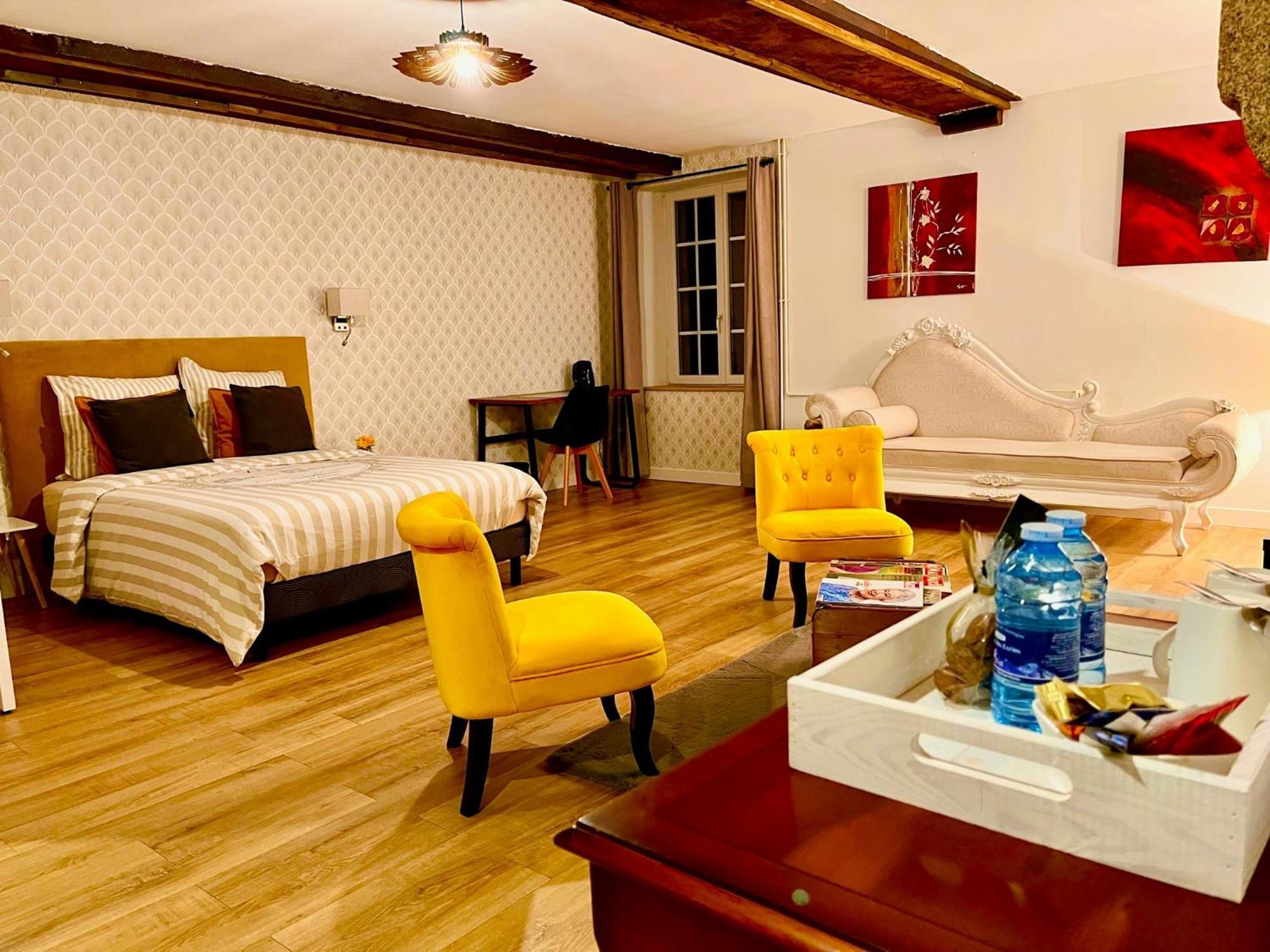 Le Manoir Des Haies Spa Les Champs-Geraux Екстер'єр фото